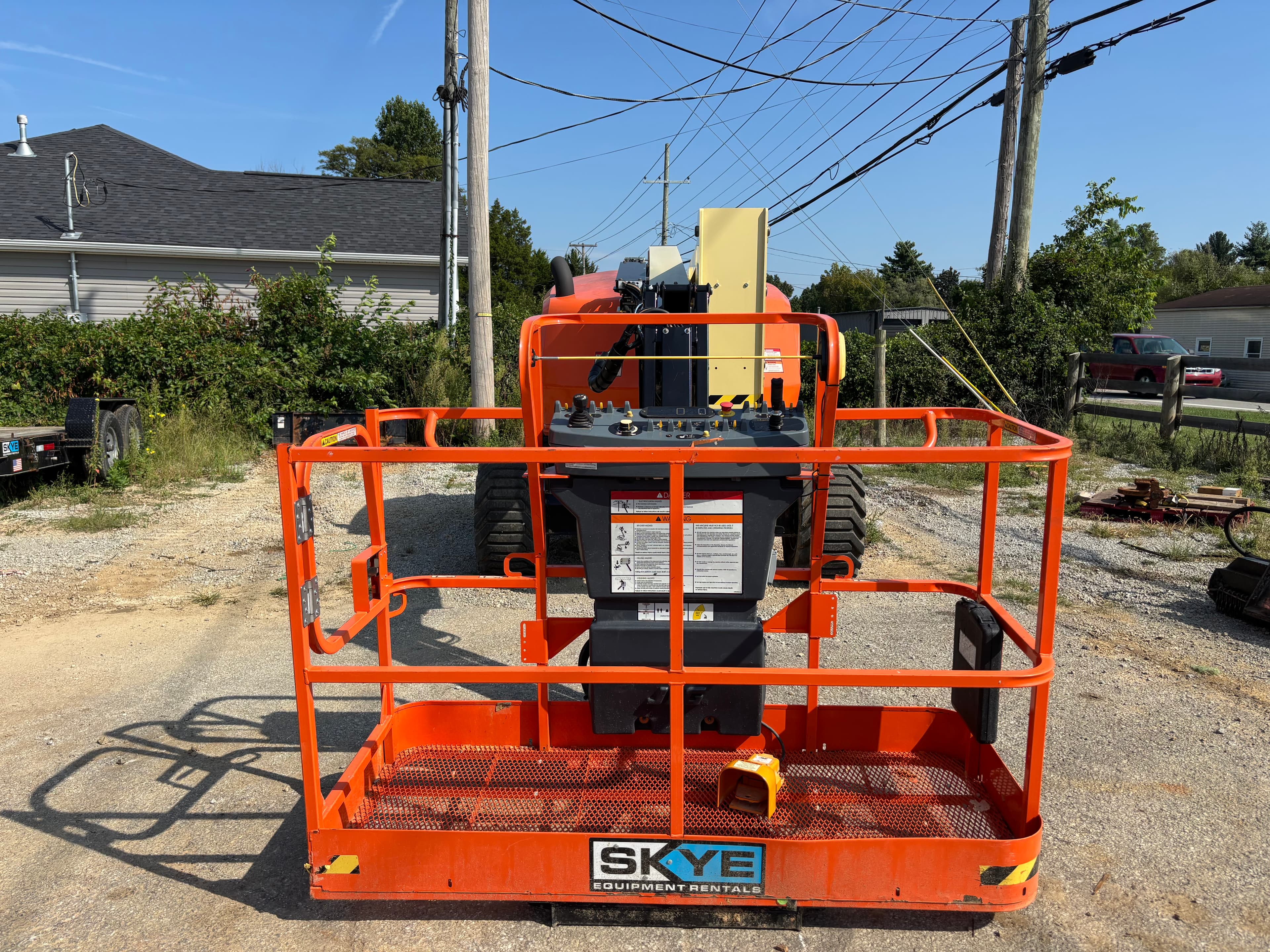 45' Articulating Boom Lift - 4x4 - Diesel w/ Sky Power
