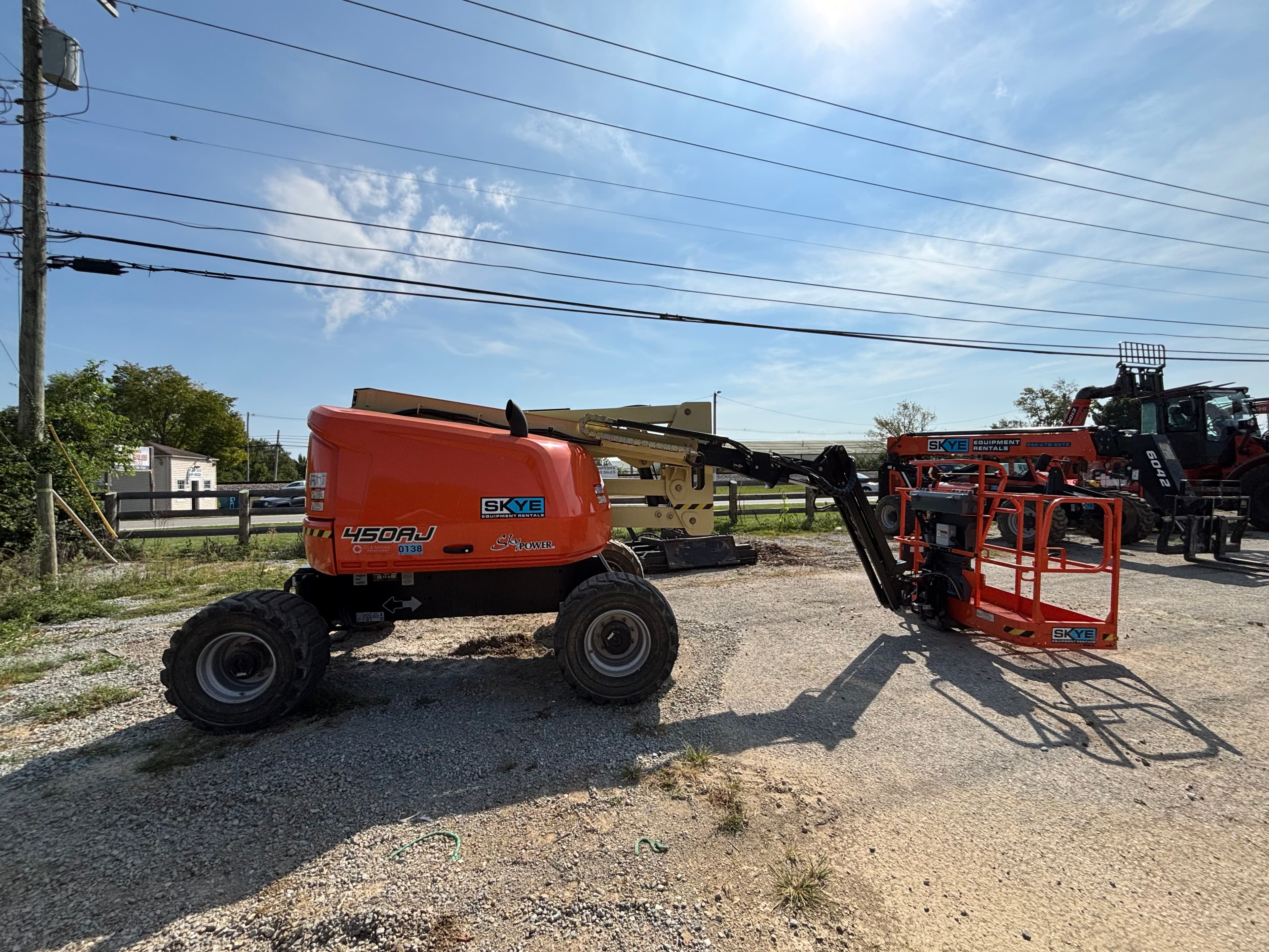 45' Articulating Boom Lift - 4x4 - Diesel w/ Sky Power