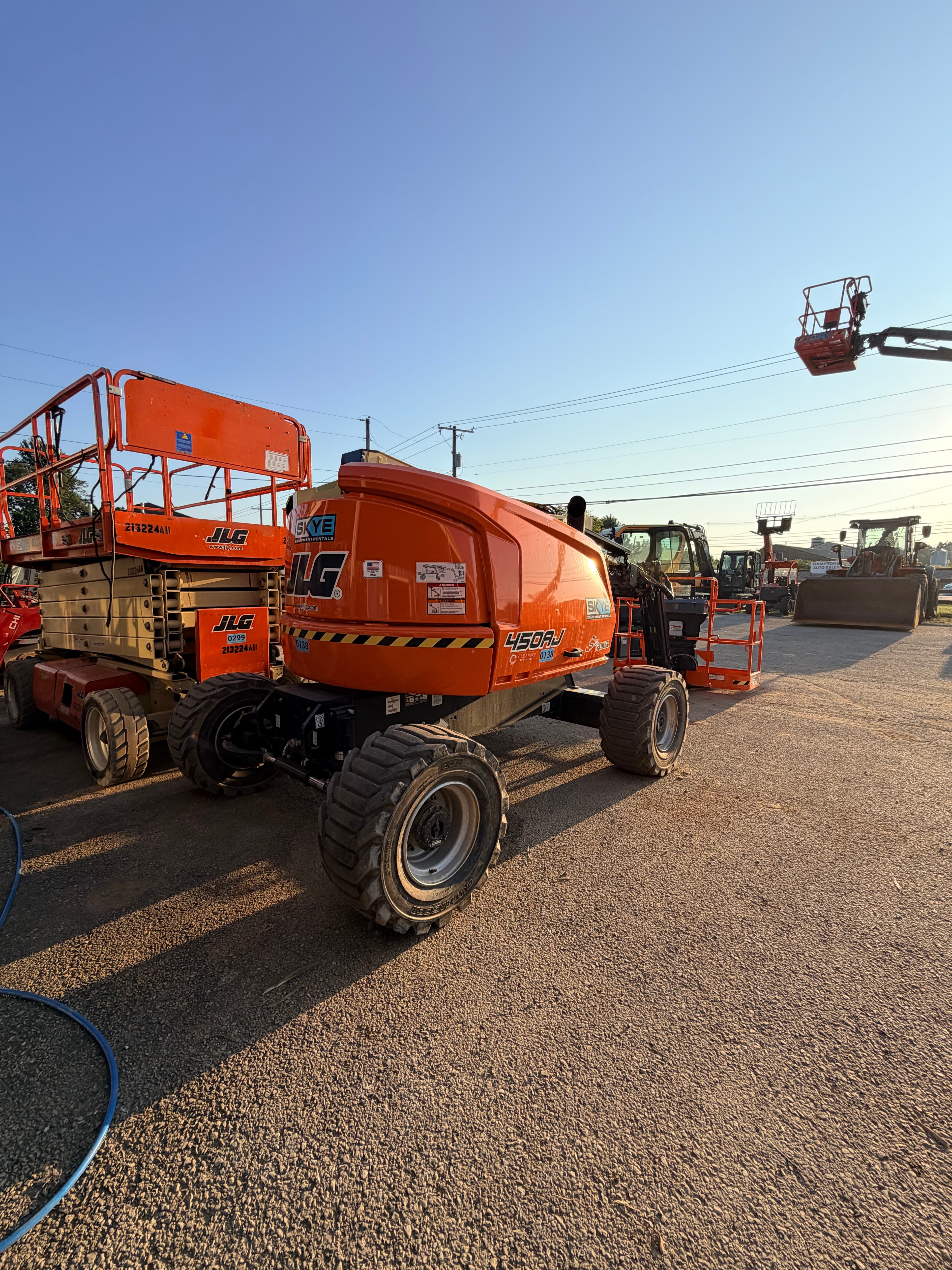 45' Articulating Boom Lift - 4x4 - Diesel w/ Sky Power